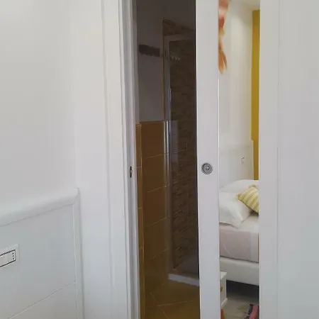 Alojamento de Acomodação e Pequeno-almoço Residenza Burmaria Free Parking Tropea