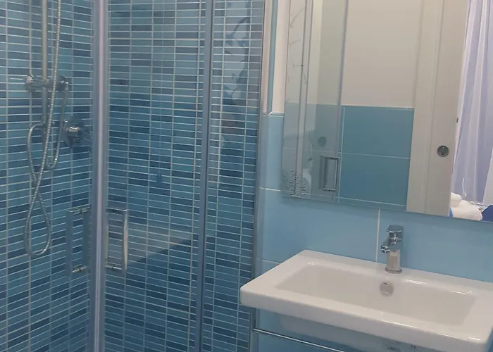 Residenza Burmaria Free Parking Alojamento de Acomodação e Pequeno-almoço 4*