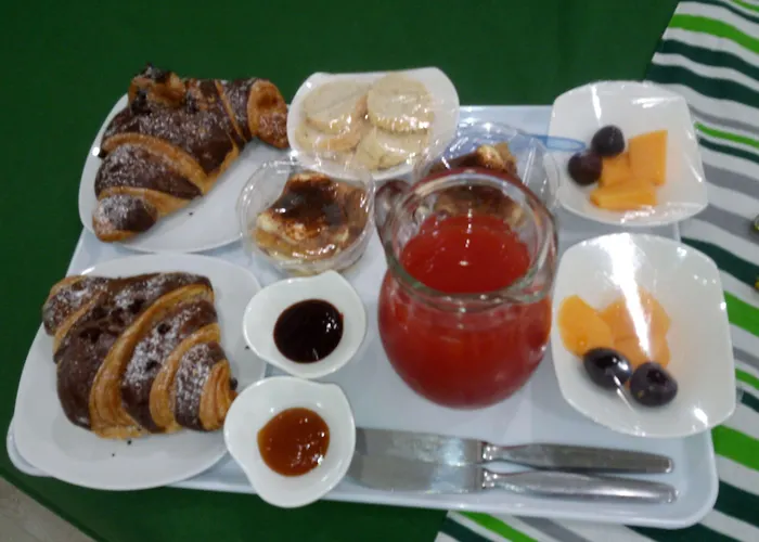 Alojamento de Acomodação e Pequeno-almoço Residenza Burmaria Free Parking 4*